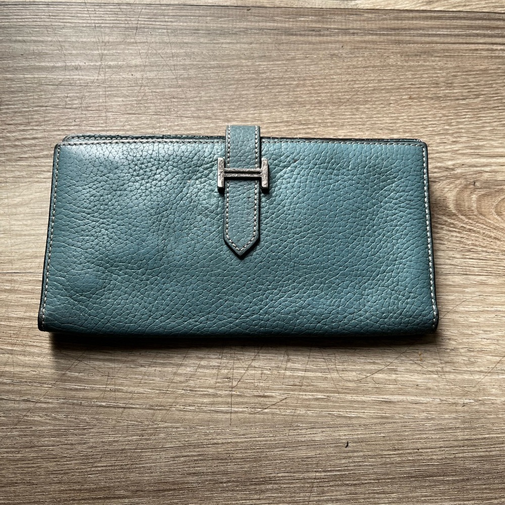 Authentic Hermes Leather Bearn Wallet